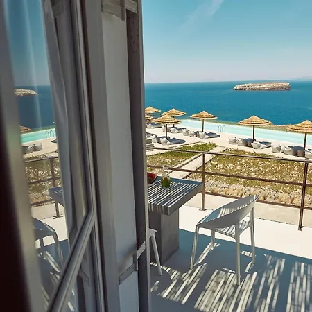 Coco-mat Santorini Hotel 3*