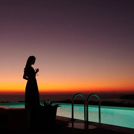 فندق Coco-mat Santorini 3*